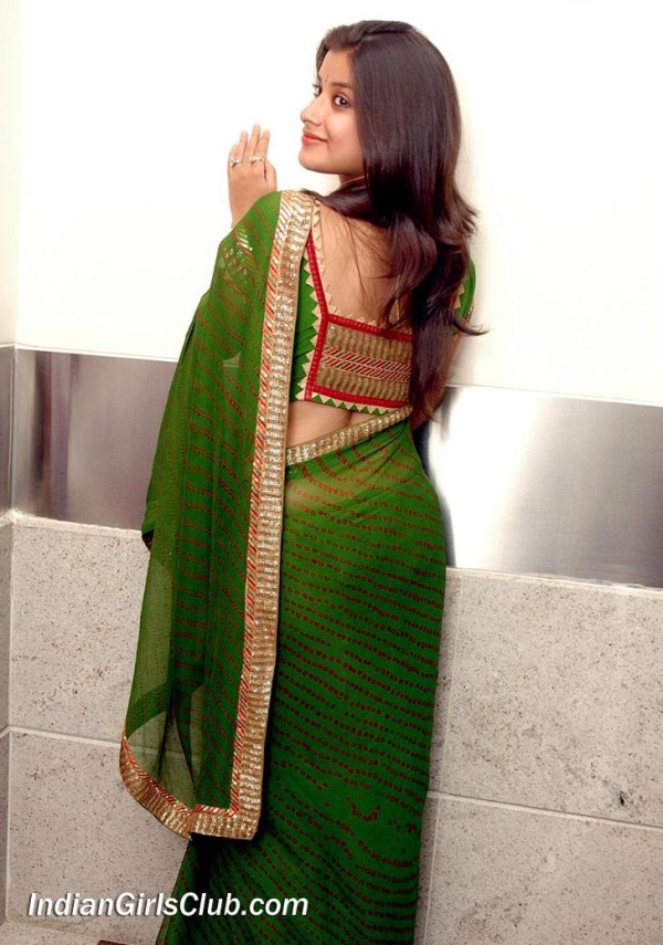 Indian girls saree back pose