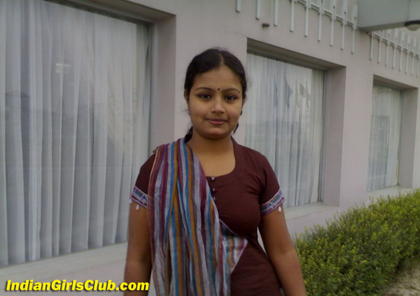 cute bengali babe in chudidhar