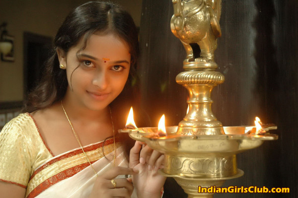 manasara-heroine-sri-divya-photo-gallery-8