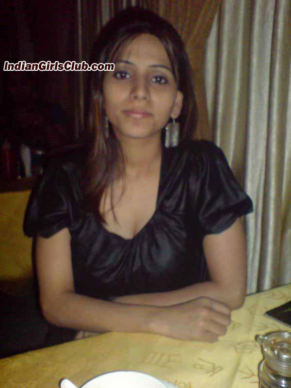 4 Desi Babes Pics Indian Girls Club Nude Indian Girls And Hot Sexy