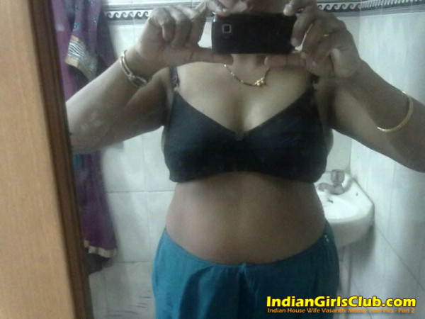 real tamil aunty mobile cam pics 1