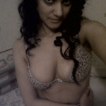 d4 pk babe selfshot nude