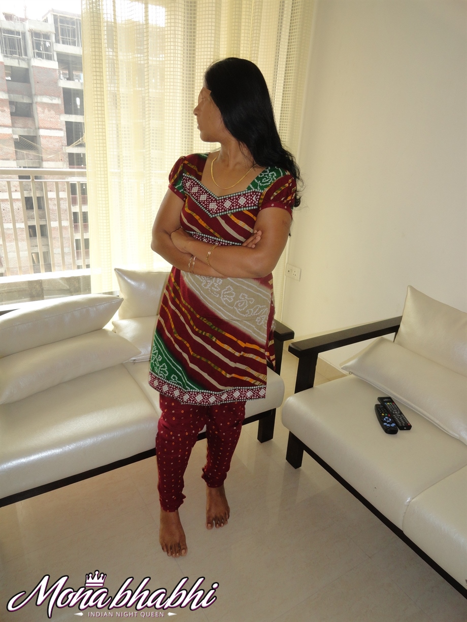 Indian Aunty Mona Bhabhi Indian Girls Club 