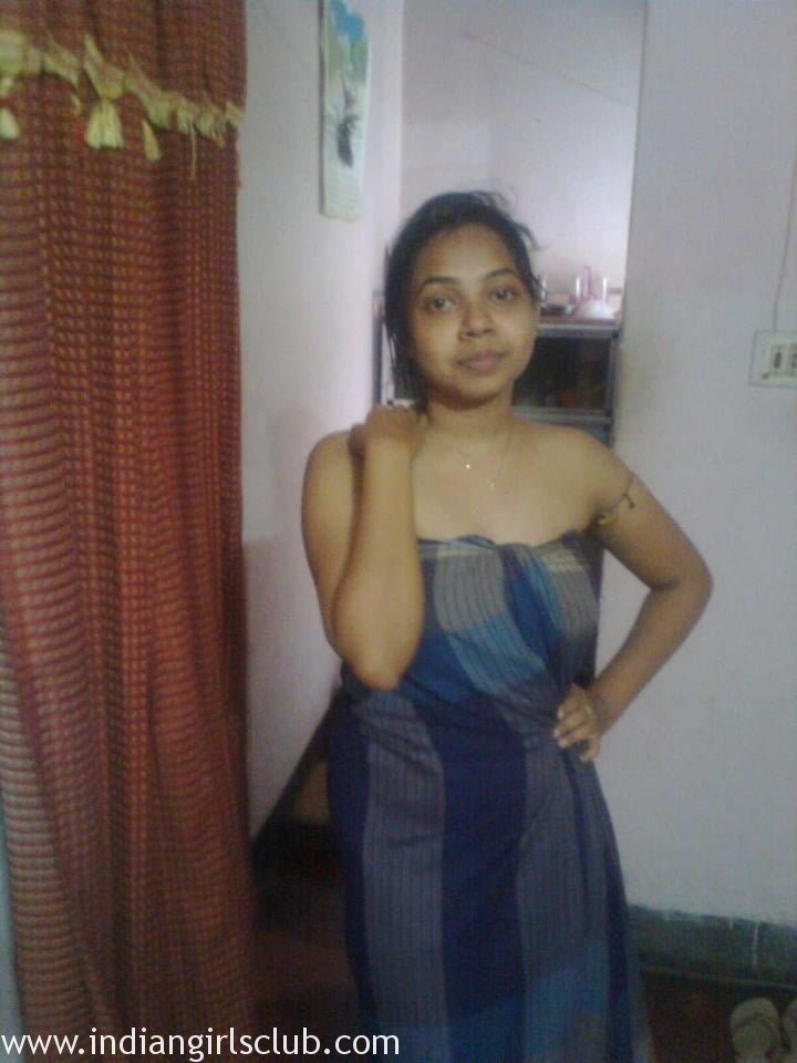 Mature Doodhwali Desi Bhabhi Naked In Bedroom Indian Girls Club