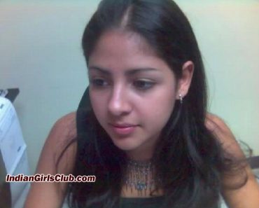 1 very cute indian girls pics