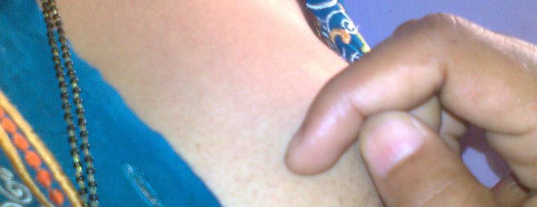 1 sexy bhabi boobs