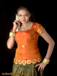 nikhisha patel pavadai sattai