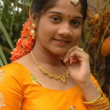 pavadai chattai girl hot 2