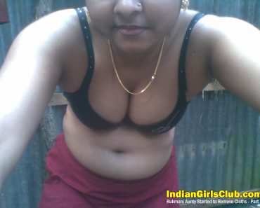 rukmani aunty removing cloths 4