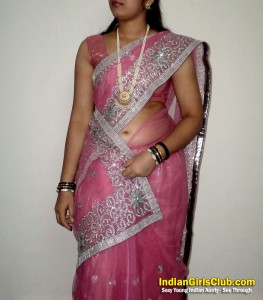 young indian aunty nude 1