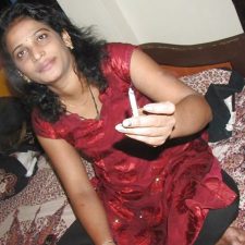 Sexy Indian Desi Bhabhi Nangi XXX Photos 4