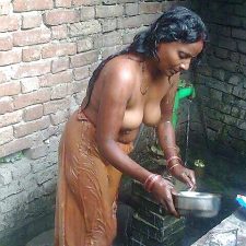 Mature Hot Indian Aunty Naked