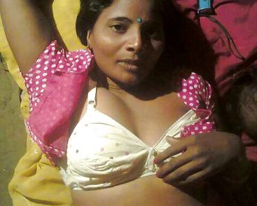 Mature Hot Indian Aunty Naked