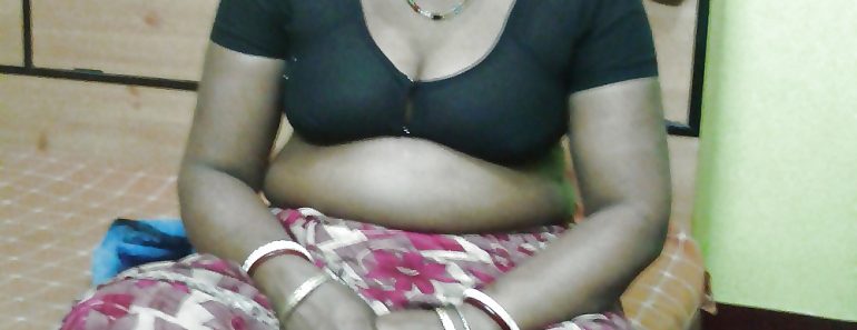 Mumbai Bhabhi Nude XXX Indian Sex Photos 2