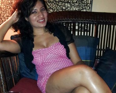 Sexy Charming Super Hot Indian Girl Priya