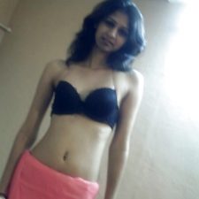 Mahek Indian College Girl Naked Sex Photos