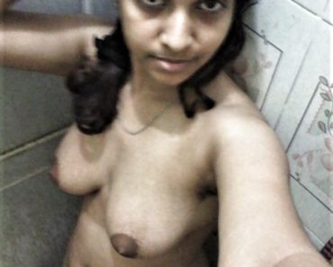 Hot Amateur Indian Girl Self Shot Photos