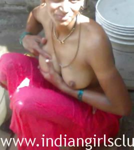 Natural Tits Married Indian Housewife Outdoor Nude