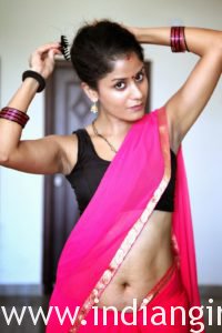 Sexy India Desi Porn Indian Bhabhi Cleavage Show 5