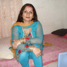 Indian Bhabhi Padma Erotic Bedroom Photos