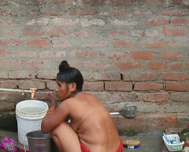 Indian Sex Photos Of Village Aunty Taking Shower In River