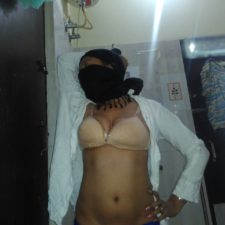 Young Naked Desi Girls And Hindi Pussy Sex Photos