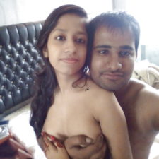 Real Amateur Indian Couple XXX Filmed Naked