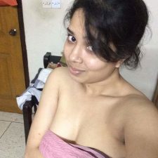 Beautiful Indian Bhabhi Stripped Naked Hot Fucking Booty