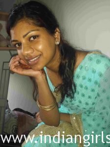 Srilankan Porn Young College Babe Fully Exposed