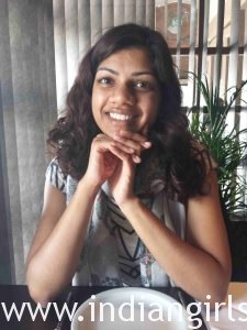 Srilankan Porn Young College Babe Fully Exposed