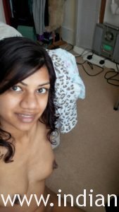 Srilankan Porn Young College Babe Fully Exposed