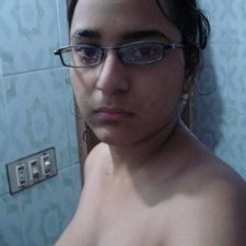 Beautiful Indian College Girl Shower Nude Selfie