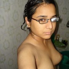 Beautiful Indian College Girl Shower Nude Selfie