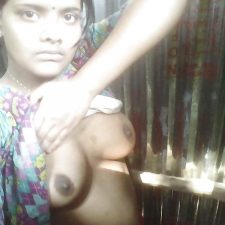 Indian Village Teen Showing Big Boob Outdoor