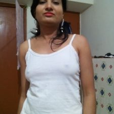 Skinny Indian Punjabi Bhabhi Neelam Kaur Striptease