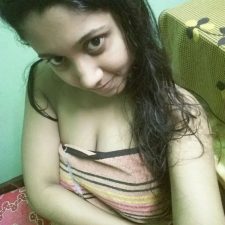 Cute Indian Teen Rashmi In Bathroom Full Naked