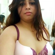 Desi Big Boob Bhabhi Anjali Bathroom Nude Photos