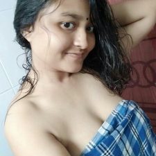 Hot Bhabhi Sex Nude With Devar In Bathroom