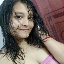 Hot Bhabhi Sex Nude With Devar In Bathroom