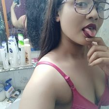 Bengali Daffodil University Big Boob Srabontee Nude Selfie