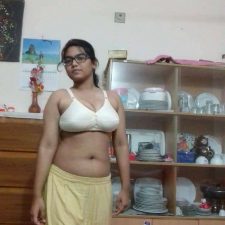 Cute Bengali College Girl Filming Her Nude Sex Videos