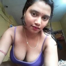 Cute Seductive Desi Aunty Anjali Erotic Nude