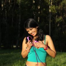 Outdoor Indian Porn Sexy Young Tamil Wife Sundari