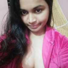 Indian Horny Teen Big Boobs Nude Selfie