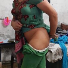 Bengali Bhabhi In Shalwar Suit Showing Her Hairy Pussy