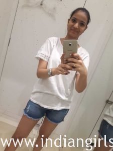 Cute Indian Teen Girl Sonia Wet Desi Teenager Sex