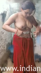 Hot Indian Wife Taking Shower Filmed Naked