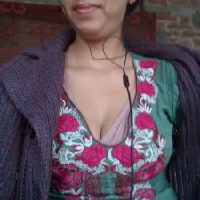 Pakistani Punjabi Bhabhi Huge Big Boobs Revealed