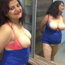 Indian MILF Sex Big Ass Horny Bhabhi Filmed Naked