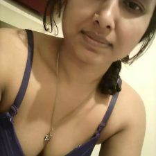 Sexy Indian Bengali Teen Juicy Big Boobs